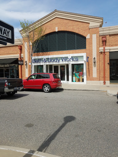 Beauty Supply Store «Bath & Body Works», reviews and photos, 2520 McMenamin St, Hampton, VA 23666, USA