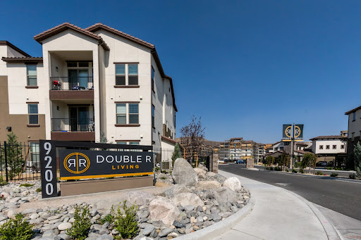 Double R Apartments