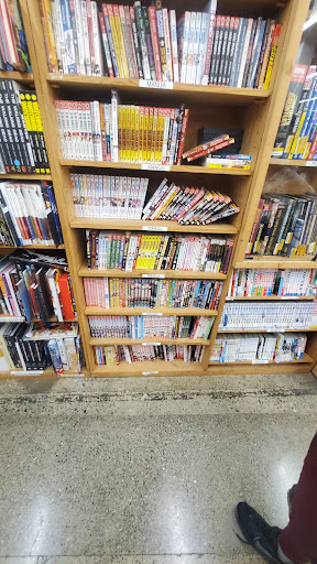 Book Store «Half Price Books», reviews and photos, 39152 Fremont Hub, Fremont, CA 94538, USA