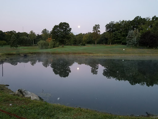 Golf Course «Sterling Farms Golf Course», reviews and photos, 1349 Newfield Ave, Stamford, CT 06905, USA
