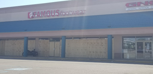 Shoe Store «Famous Footwear», reviews and photos, 8231 Old Troy Pike, Huber Heights, OH 45424, USA