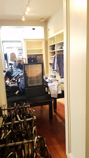 Banana Republic, 431 Central Ave, Cedarhurst, NY 11516, USA, 
