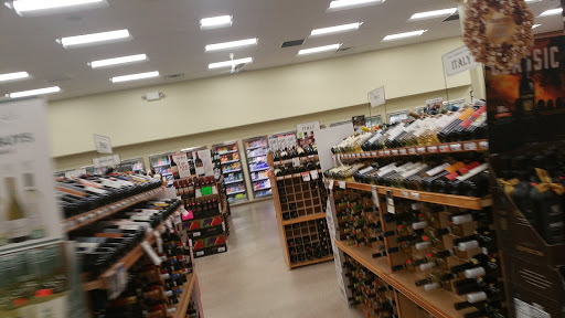Liquor Store «Burlington Wine and Spirits», reviews and photos, 43 Middlesex Turnpike, Burlington, MA 01803, USA