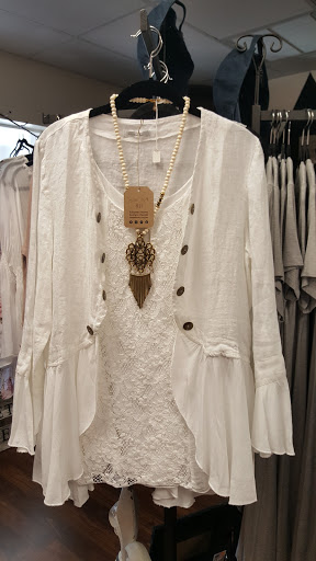 Boutique «Dazzled Boutique», reviews and photos, 525 Main St, Safety Harbor, FL 34695, USA