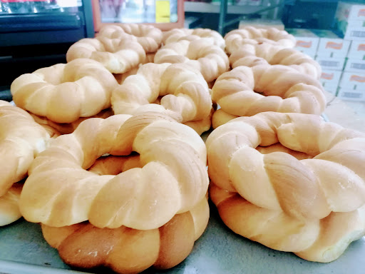 REPOSTERIA, PAN Y PASTELES TECOLUTLA en Tecolutla