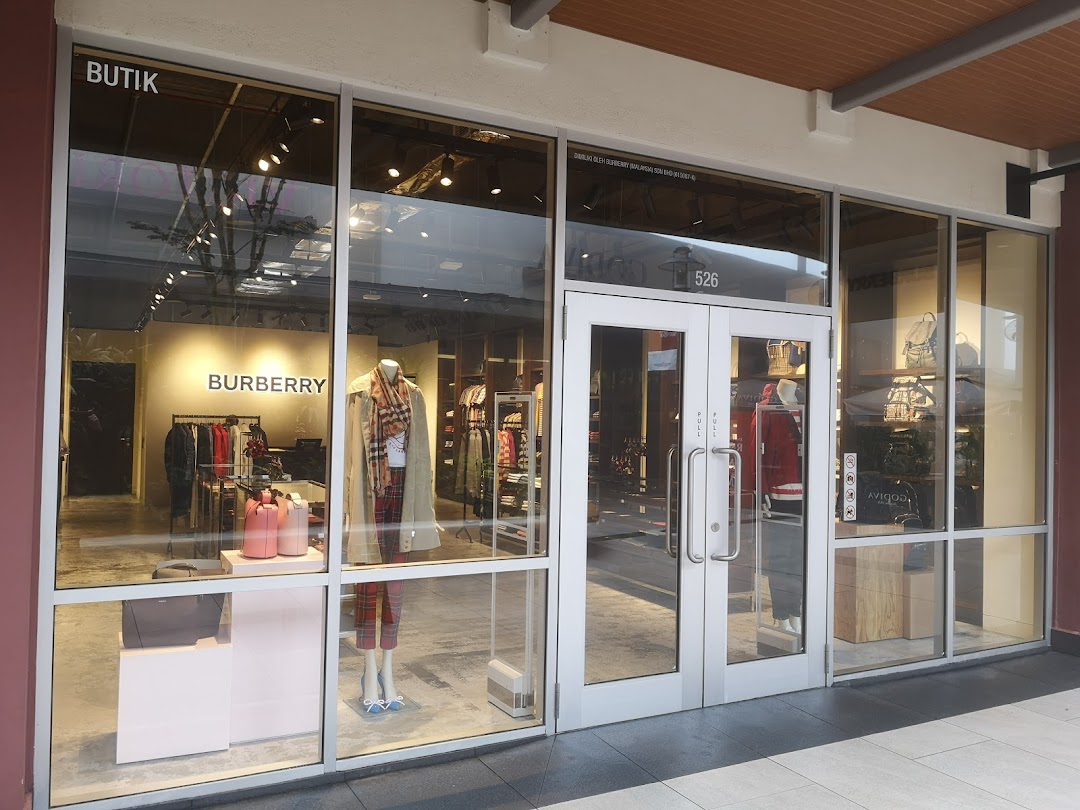 Burberry Outlet