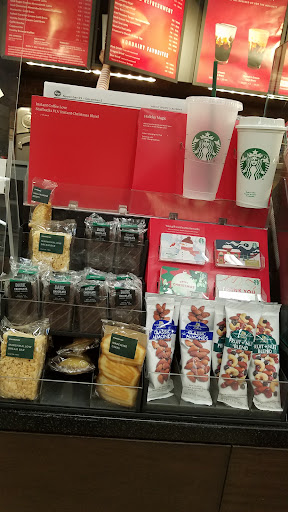 Grocery Store «Quality Food Center», reviews and photos, 1009 Monroe Ave, Enumclaw, WA 98022, USA