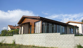 Петрови ООД Построяване на Къщи от Основи до Ключ и Строителни Услуги