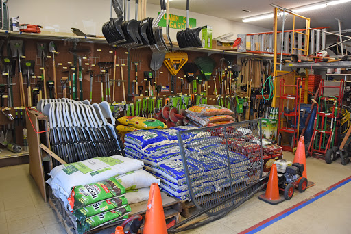 Hardware Store «Waukee Hardware & Rent It Center», reviews and photos, 380 6th St, Waukee, IA 50263, USA