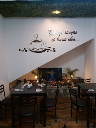 Opiniones de El Patio de Paolita Café Restaurante en Loja - Restaurante