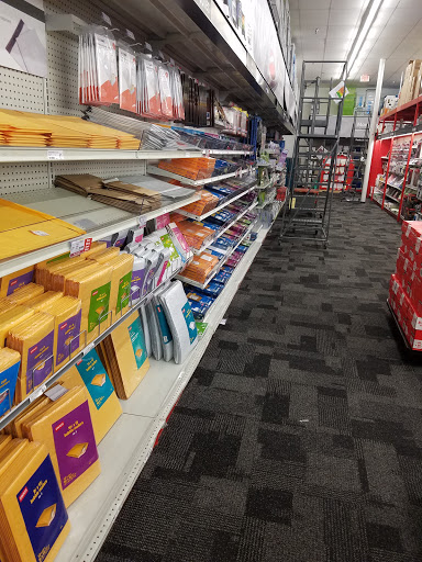 Office Supply Store «Staples», reviews and photos, 300 US-202, Raritan, NJ 08869, USA