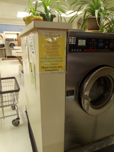 Laundromat «One Stop», reviews and photos, 1067 S Main St, Cheshire, CT 06410, USA