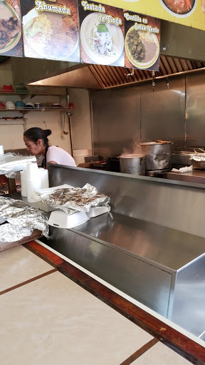 Grocery Store «Azteca De Oro Market», reviews and photos, 499 State St, Clearfield, UT 84015, USA