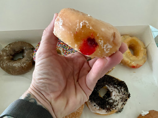 Donut Shop «Good Things Donuts», reviews and photos, 625 Eglin Pkwy NE, Fort Walton Beach, FL 32547, USA