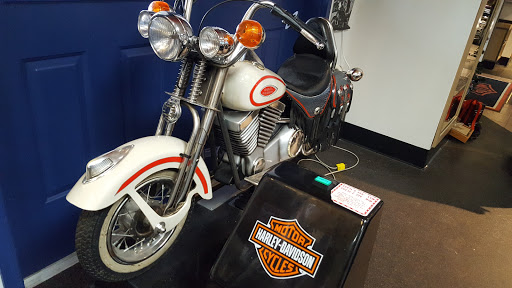Harley-Davidson Dealer «Mississippi Coast Harley-Davidson», reviews and photos, 941 Cedar Lake Rd, Biloxi, MS 39532, USA
