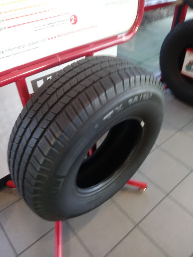 Tire Shop «Discount Tire Store - Gallatin, TN», reviews and photos, 1315 Nashville Pike, Gallatin, TN 37066, USA