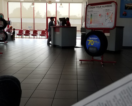 Tire Shop «Discount Tire Store - McKinney, TX», reviews and photos, 2751 S Central Expy, McKinney, TX 75070, USA