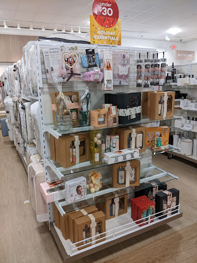 Department Store «HomeGoods», reviews and photos, 7736 Governor Ritchie Hwy, Glen Burnie, MD 21061, USA