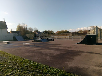 Skatepark Ver-sur-Mer à Ver-sur-Mer