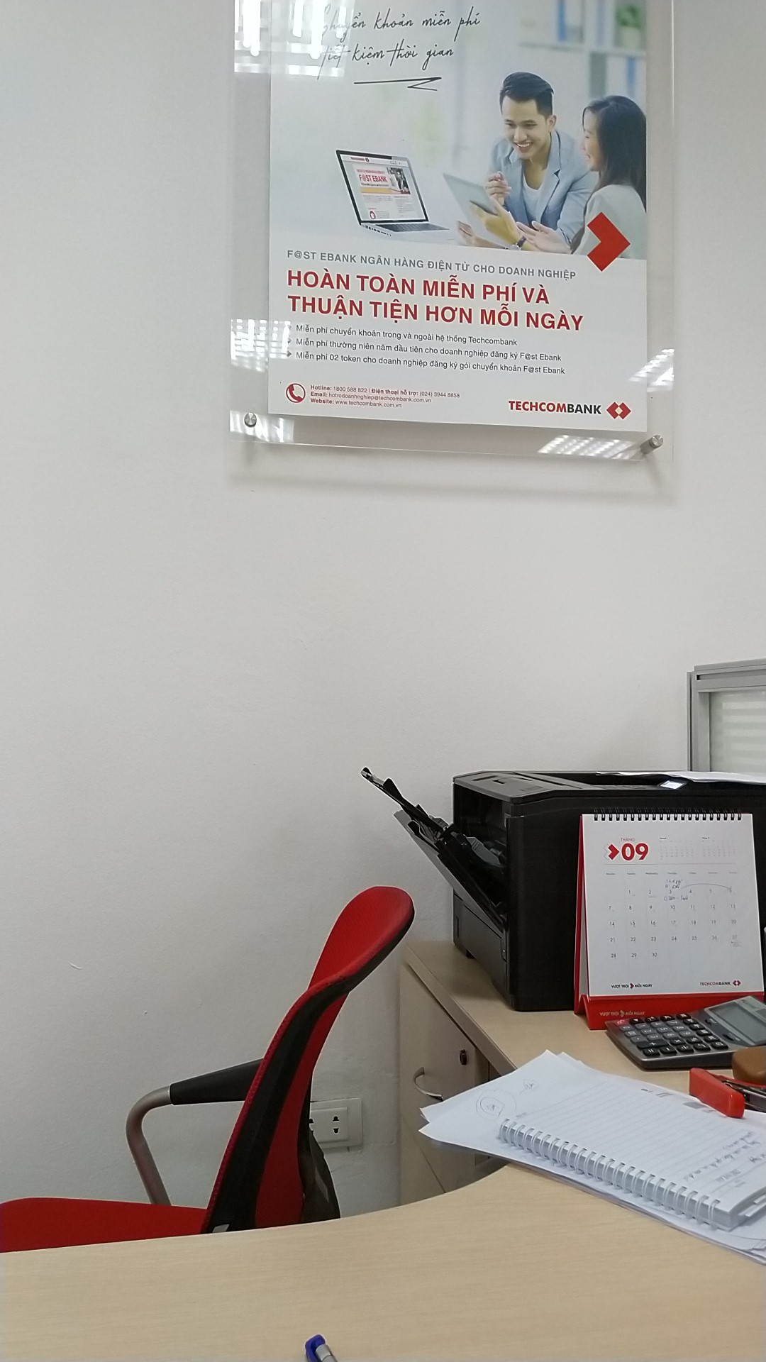Techcombank Lạc Long Quân.