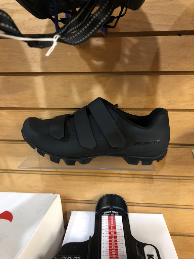 Bicycle Store «Pelham Bicycle Center», reviews and photos, 109 Wolfs Ln, Pelham, NY 10803, USA