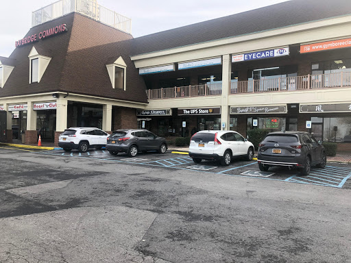 Shipping and Mailing Service «The UPS Store», reviews and photos, 208-10 Cross Island Pkwy, Bayside, NY 11360, USA