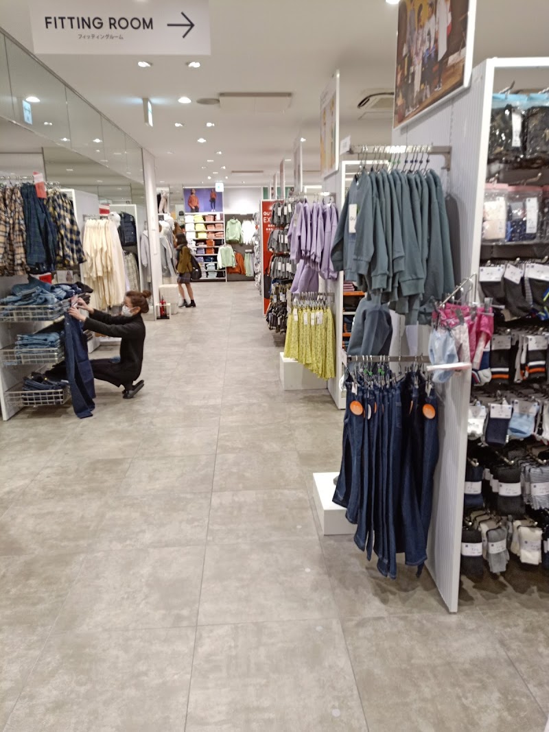 ジーユー ピオレ姫路店 兵庫県姫路市豆腐町 衣料品店 衣料品 グルコミ