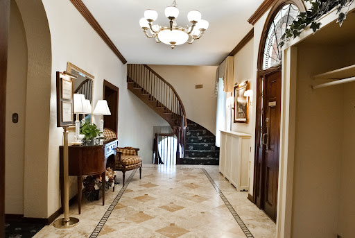 Funeral Home «Davenport Family Funeral Home», reviews and photos, 149 W Main St, Barrington, IL 60010, USA