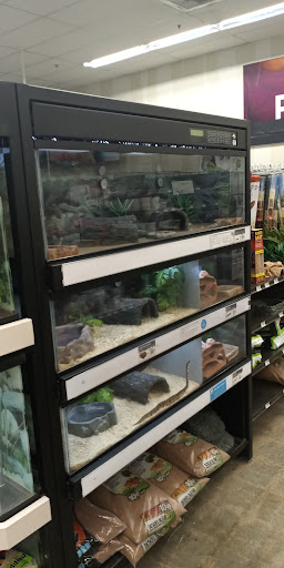 Pet Supply Store «Petco Animal Supplies», reviews and photos, 420 El Cerrito Plaza, El Cerrito, CA 94530, USA