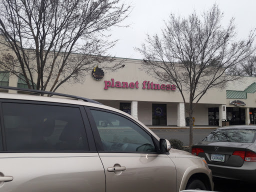 Gym «Planet Fitness», reviews and photos, 301 Oyster Point Rd, Newport News, VA 23602, USA