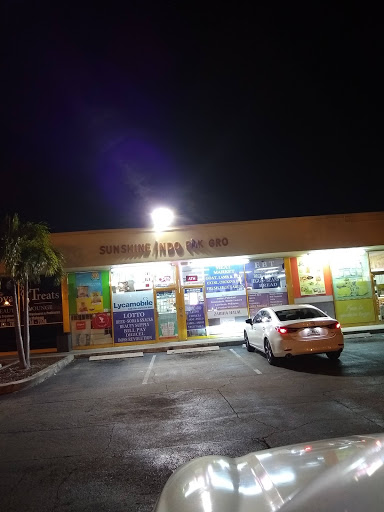 Supermarket «INDIAN GROCERY AND HALAL MEAT STORE (SUNSHINE INDOPAK GROCERY)», reviews and photos, 1809 NE 164th St, North Miami Beach, FL 33162, USA