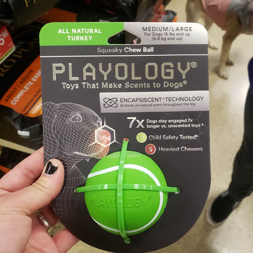 Pet Supply Store «PetSmart», reviews and photos, 89 Commercial Rd, Leominster, MA 01453, USA