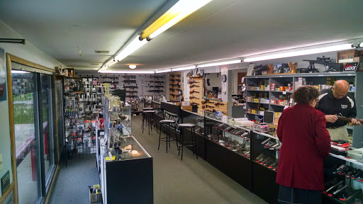Gun Shop «McGalliard Guns & More», reviews and photos, 800 W McGalliard Rd, Muncie, IN 47303, USA