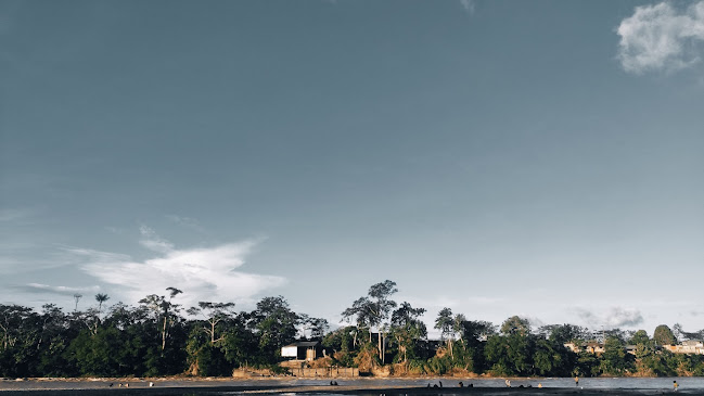 Playa Puerto Aguarico - Nueva Loja