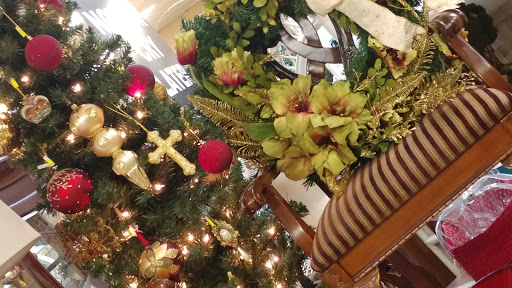 Thrift Store «Community Thrift Market», reviews and photos, 1211 N Monroe St, Tallahassee, FL 32303, USA