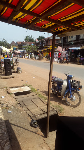 Eke Market Square, Osumenyi, Nigeria, Health Food Store, state Anambra