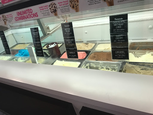 Ice Cream Shop «Marble Slab Creamery», reviews and photos, 780 E Road to Six Flags St #234, Arlington, TX 76011, USA