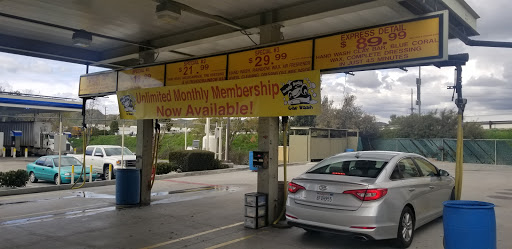 Car Wash «Soapy Suds Carwash», reviews and photos, 28038 The Old Rd, Valencia, CA 91355, USA