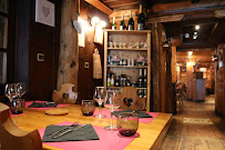 Atmosphère du Restaurant français La Casserole à Val-d'Isère - n°11
