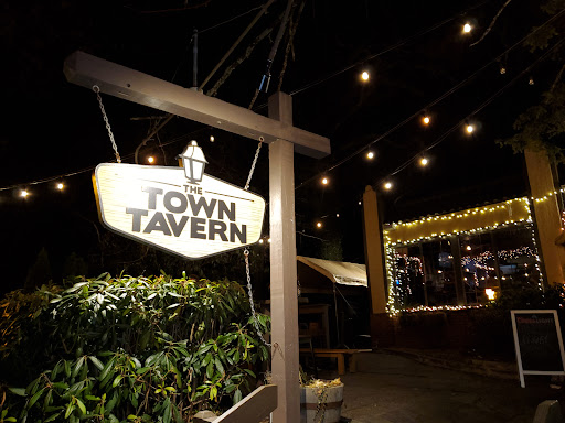 Sports Bar «The Town Tavern», reviews and photos, 1182 Main St, Blowing Rock, NC 28605, USA