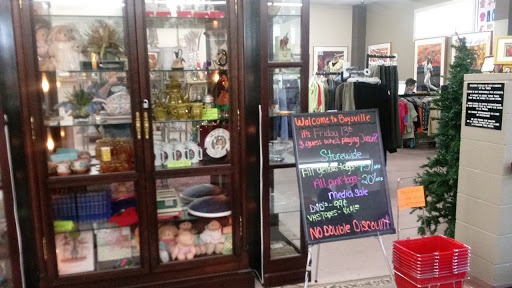 Thrift Store «Boysville Auxiliary Thrift», reviews and photos, 307 W Olmos Dr, San Antonio, TX 78212, USA