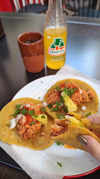 Taco al pastor du Restaurant mexicain El Vecino Taquería Saint-Honoré à Paris - n°12