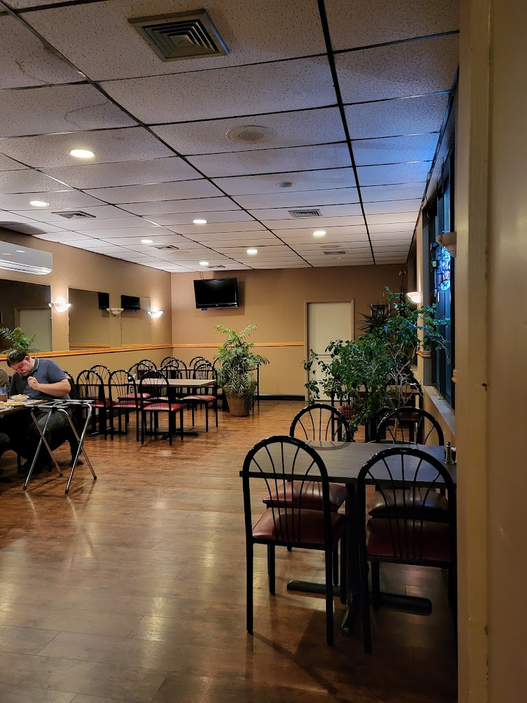 Elegante Restaurant & Pizzeria 18421