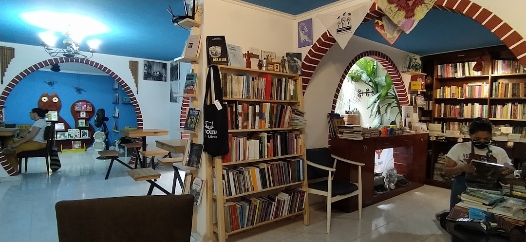 Oromo Cafe - Librería