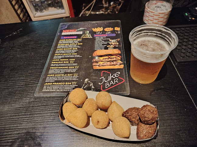 Juke bar