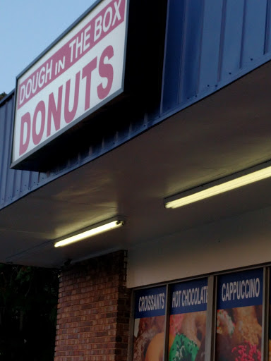 Donut Shop «Dough In The Box», reviews and photos, 3184 Austell Rd SW, Marietta, GA 30008, USA