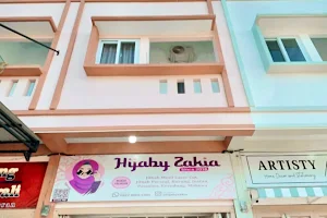 HijabyZakia - Pusat Jual Jilbab Segi Empat Murah, Pashmina, Syari, Baju Wanita, Mukena, Bergo, Kulot, Cutbray image