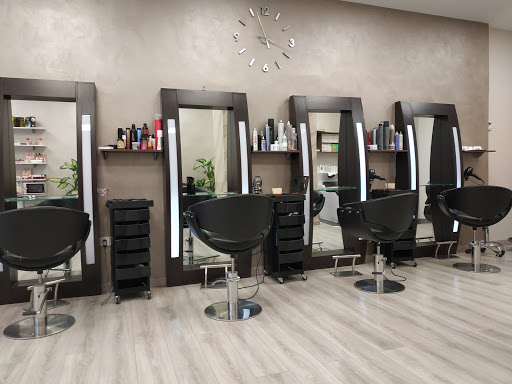 Información y opiniones sobre Peluqueria Kaprizz de Valencia