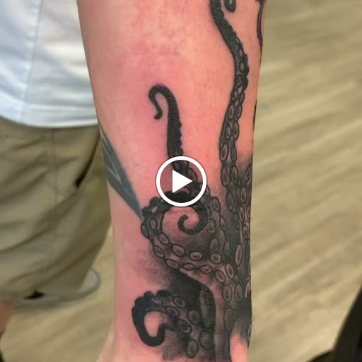 Tattoo Shop «Black Widow Tattoo Studio», reviews and photos, 6745 Watt Ave, North Highlands, CA 95660, USA