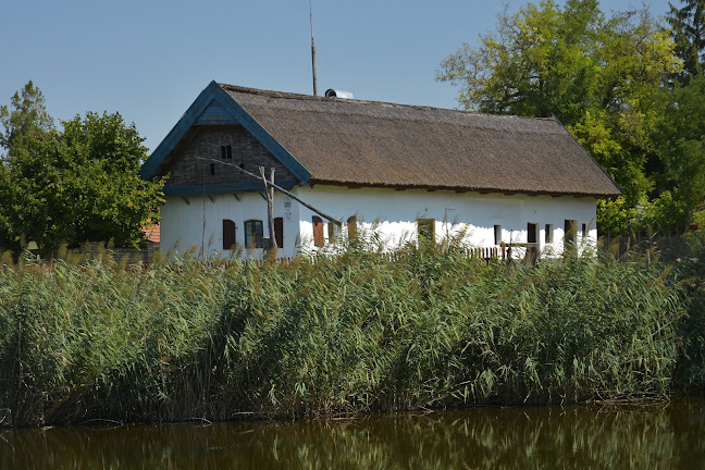 Expozícia ľudovej architektúry a bývania v Martovciach - Nitra